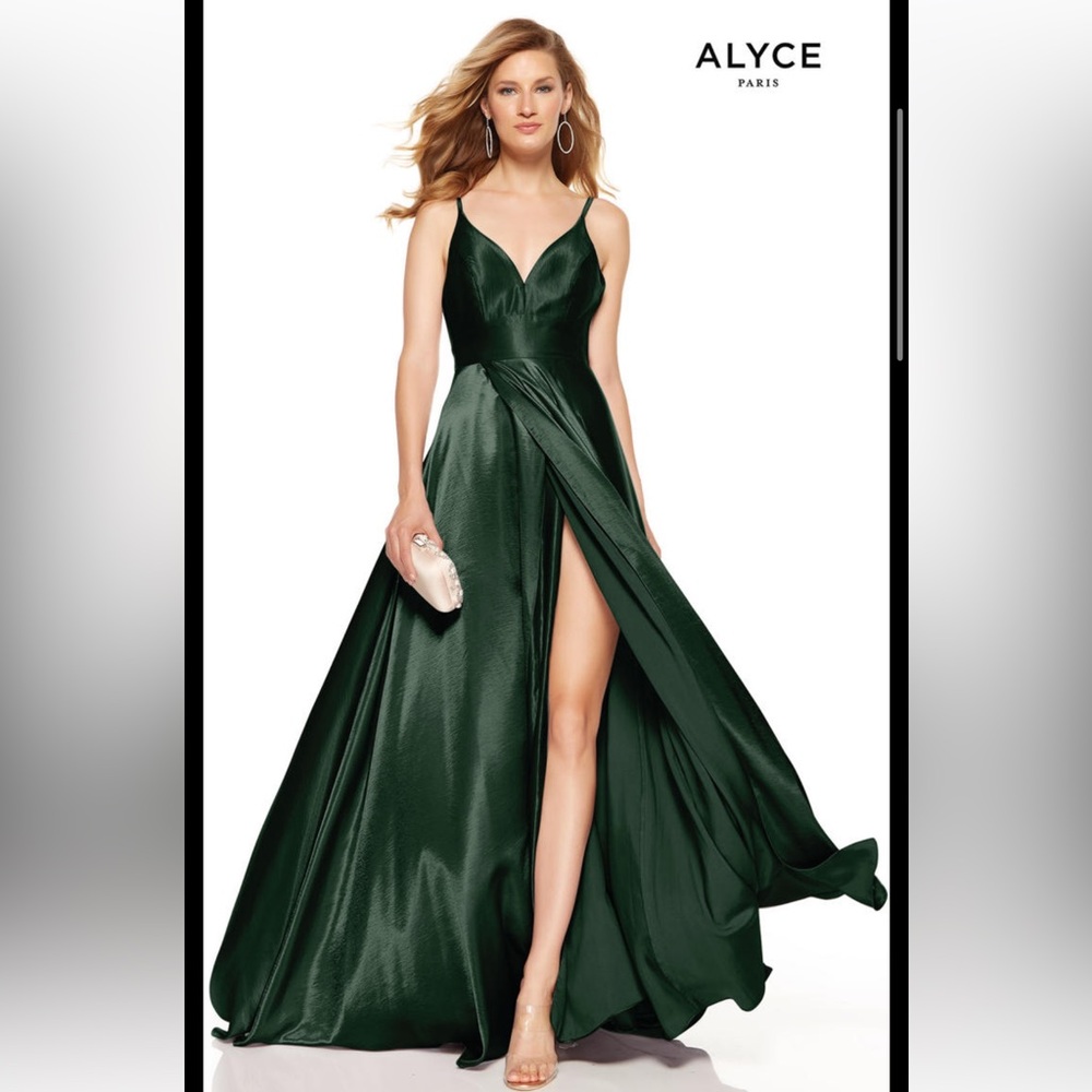 Alyce Paris Prom Dress Size 4